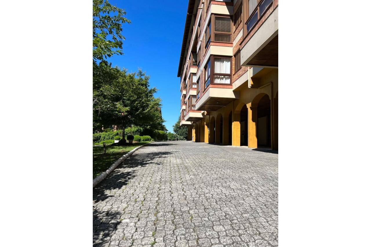 Mrg - Linda Vista 1D 200 Mts Avenida Borges De Medeiros Apartment Gramado Exterior photo